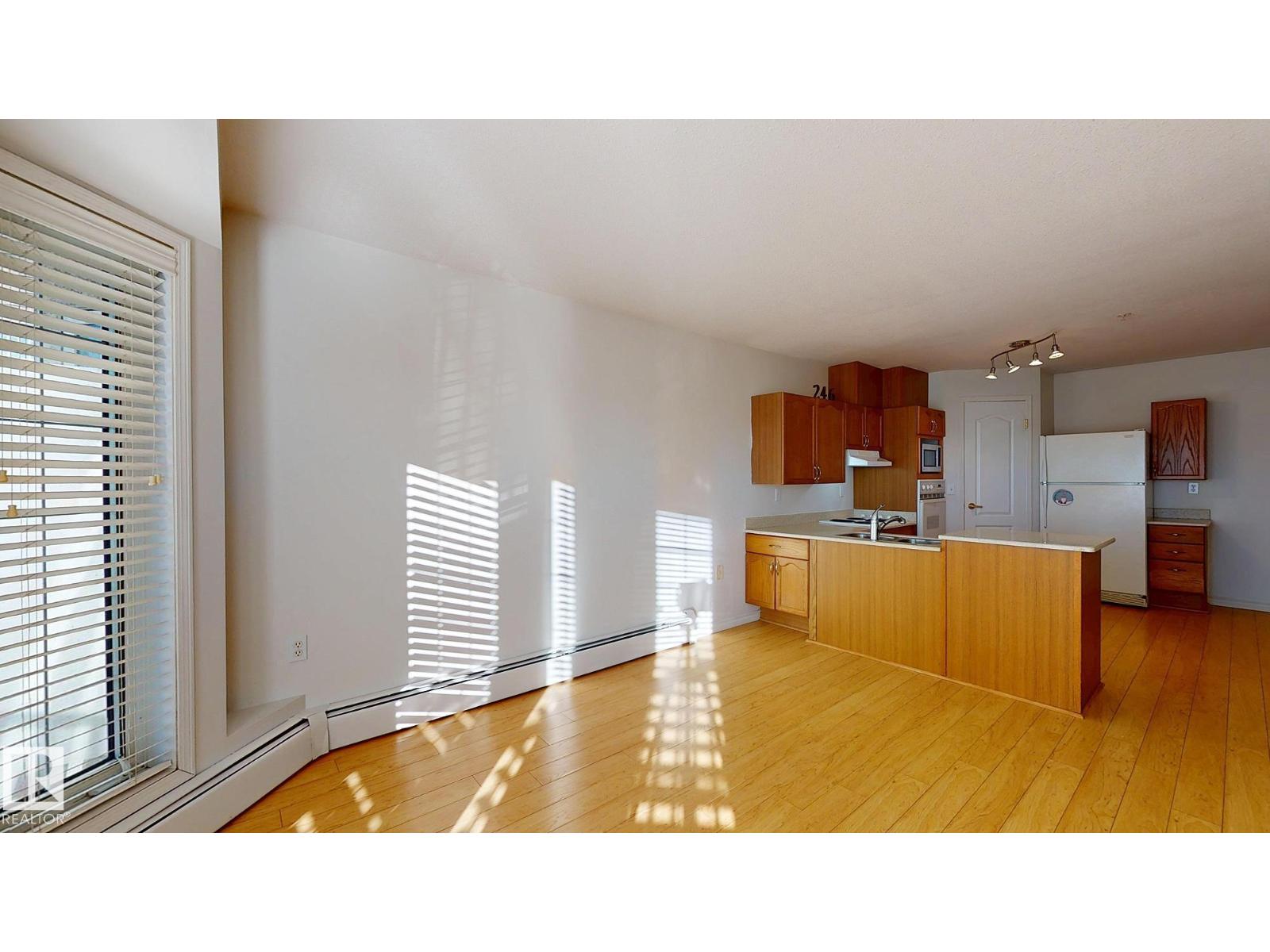 #246 13441 127 ST NW - 16