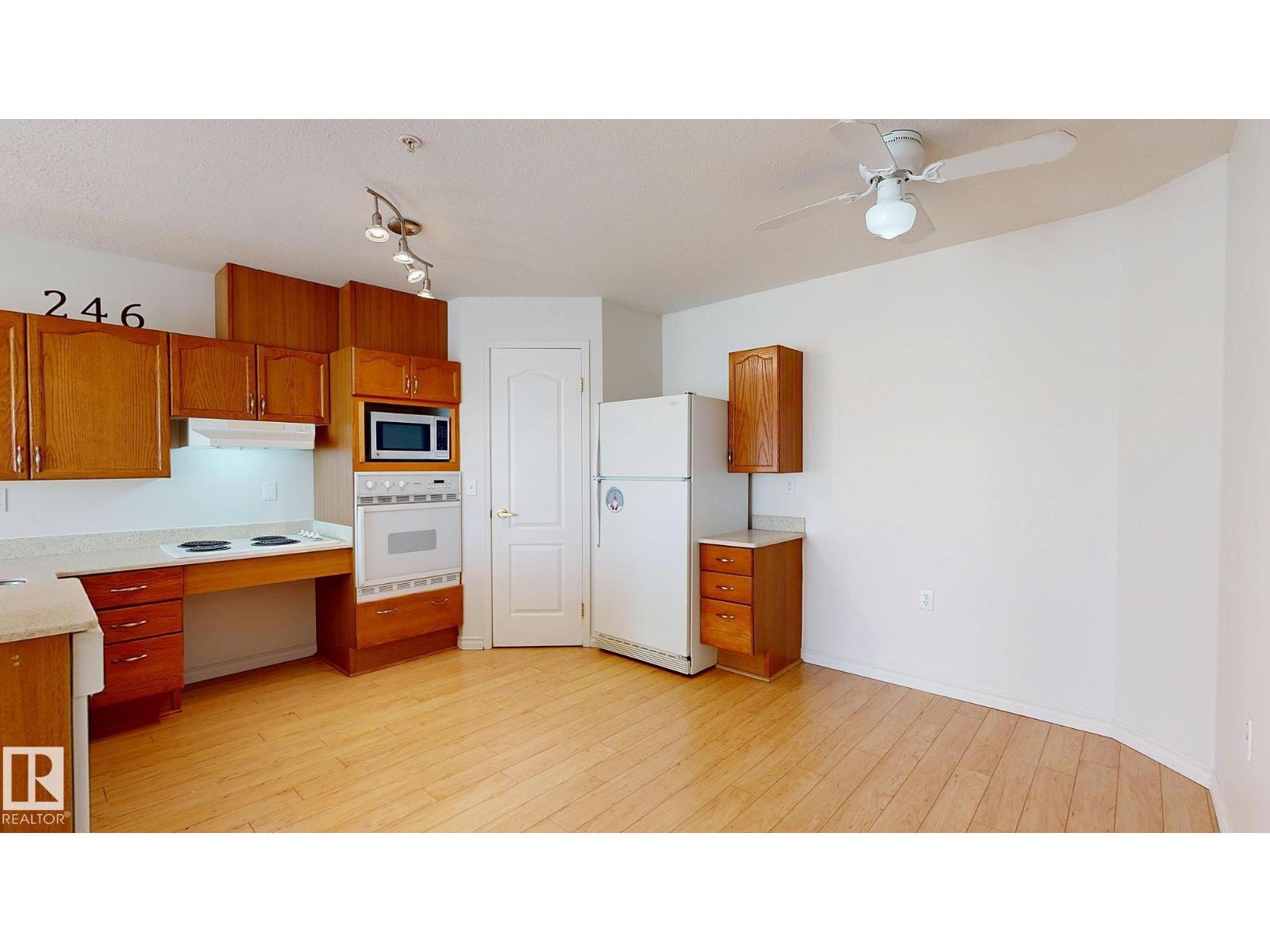 #246 13441 127 ST NW - 17