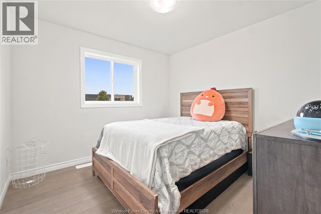 1157 ASPEN RIDGE CRESCENT - 19