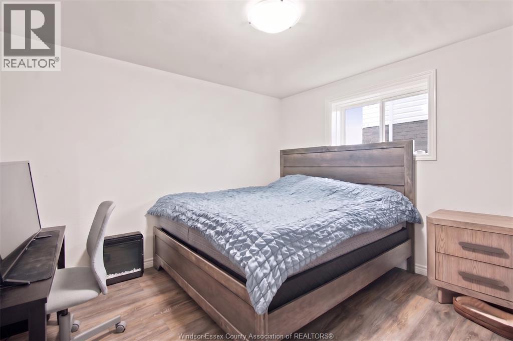 1157 ASPEN RIDGE CRESCENT - 28