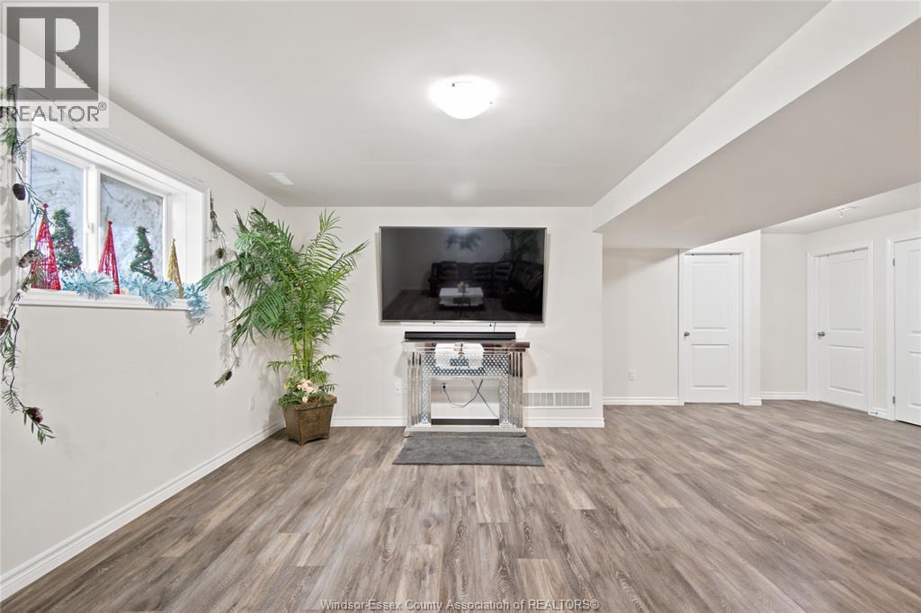1157 ASPEN RIDGE CRESCENT - 25