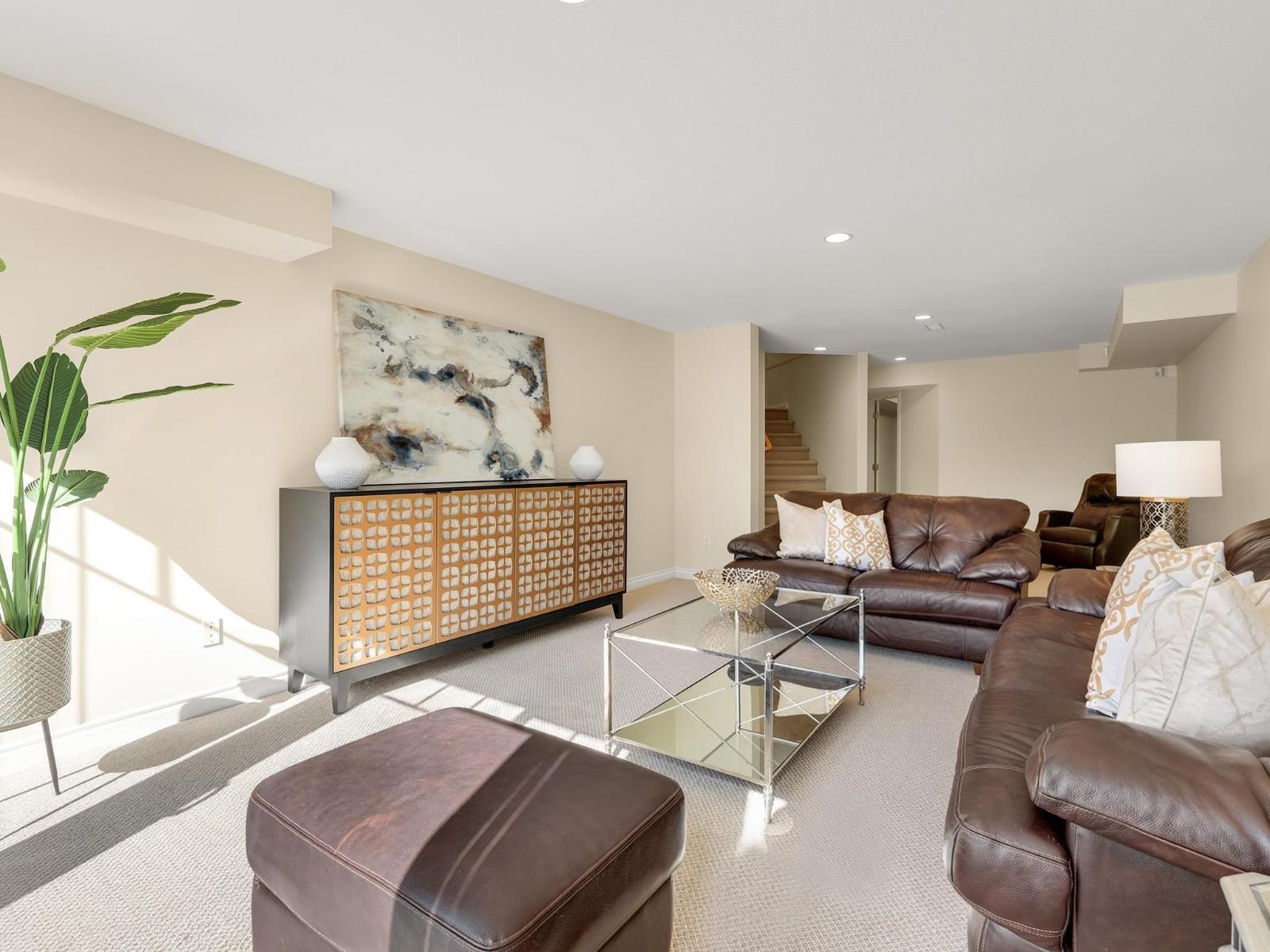 13518 MARINE DRIVE, Surrey
