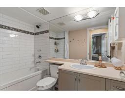 209 20200 54a Avenue, Langley, BC V3A3W7 Photo 22