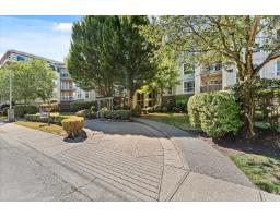 209 20200 54a Avenue, Langley, BC V3A3W7 Photo 32