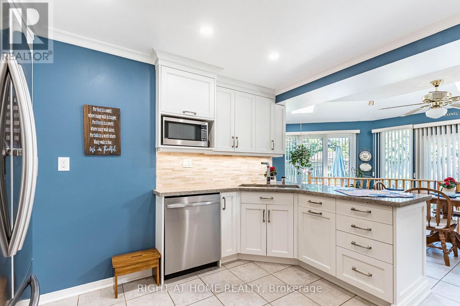 3088 SPRING CREEK CRESCENT - 15