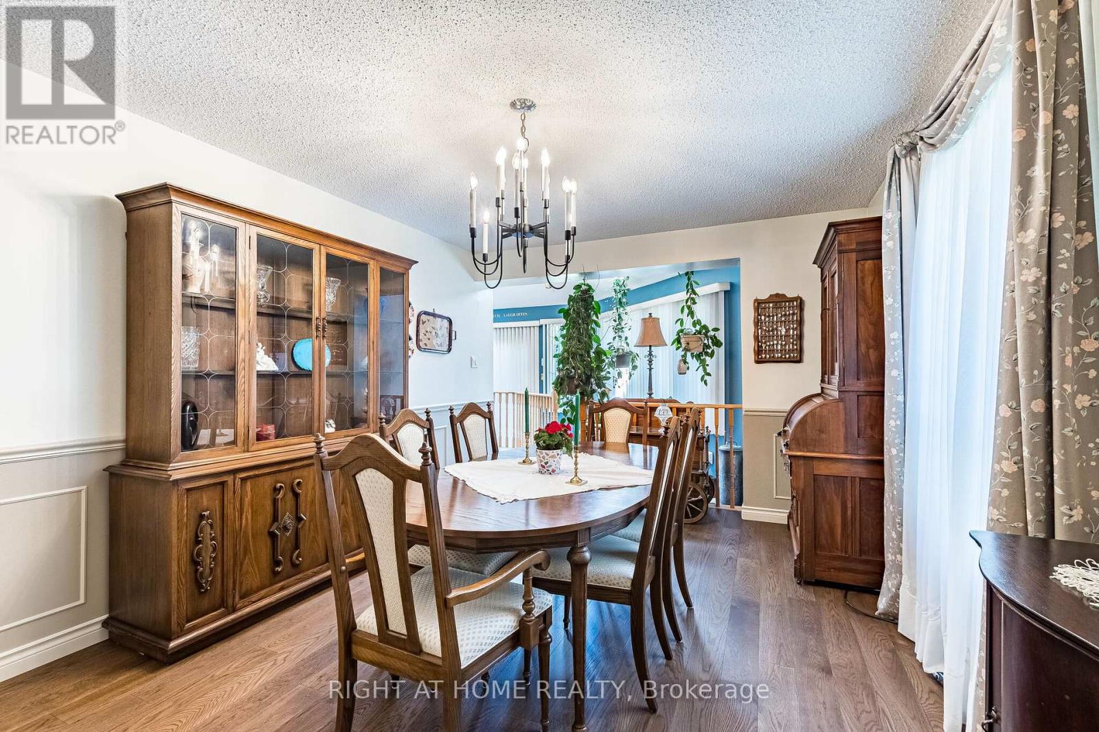 3088 SPRING CREEK CRESCENT - 26