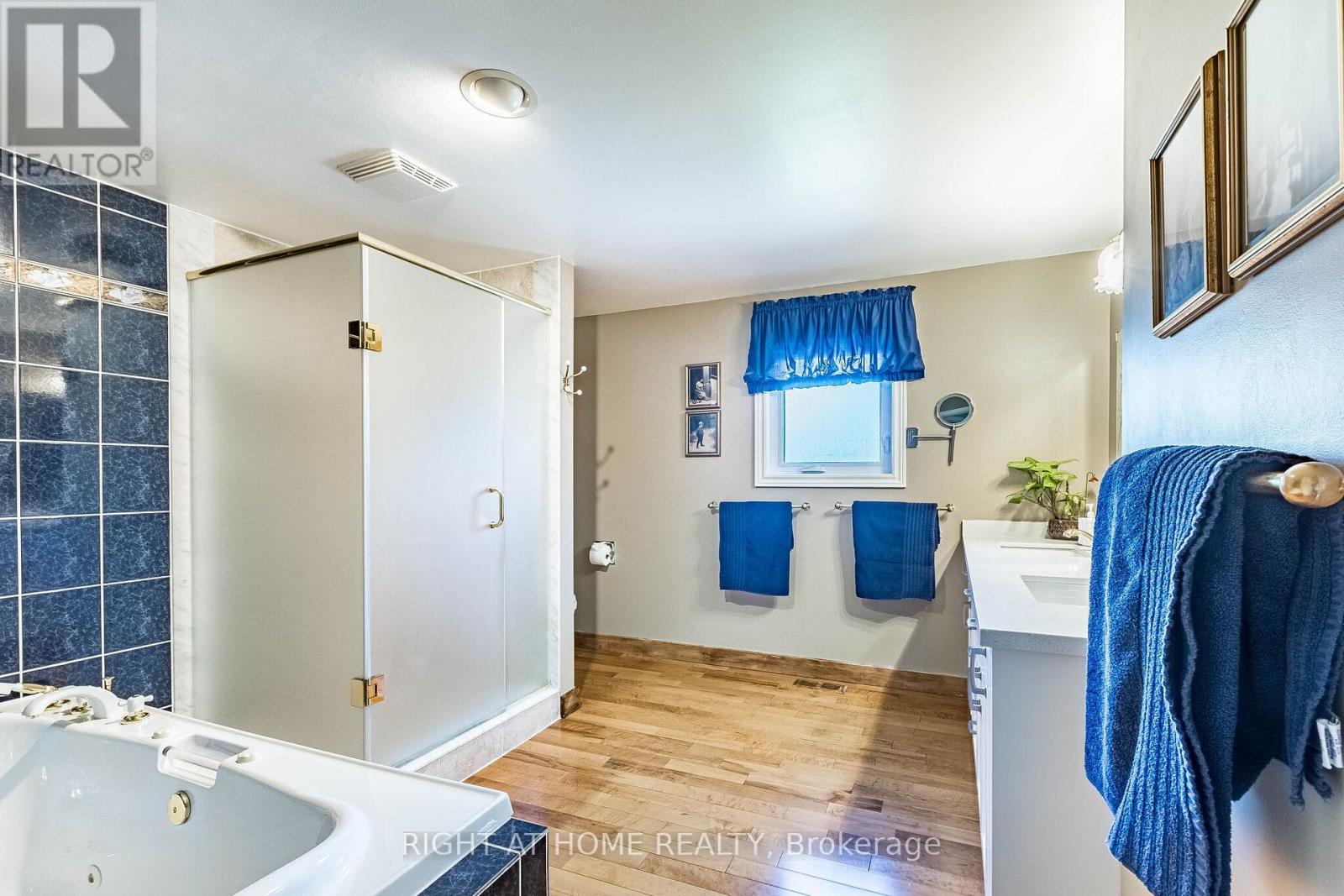 3088 SPRING CREEK CRESCENT - 40