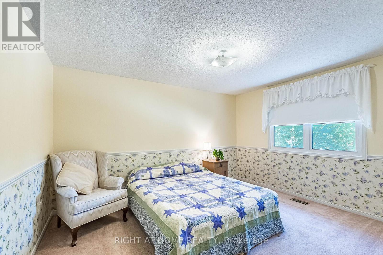3088 SPRING CREEK CRESCENT - 44
