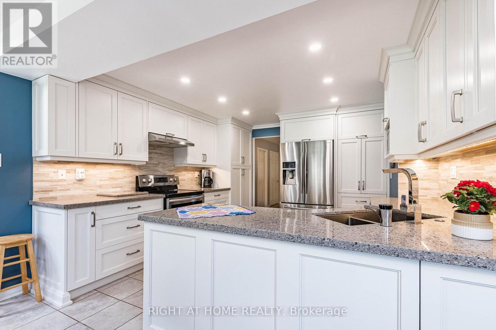 3088 SPRING CREEK CRESCENT - 8