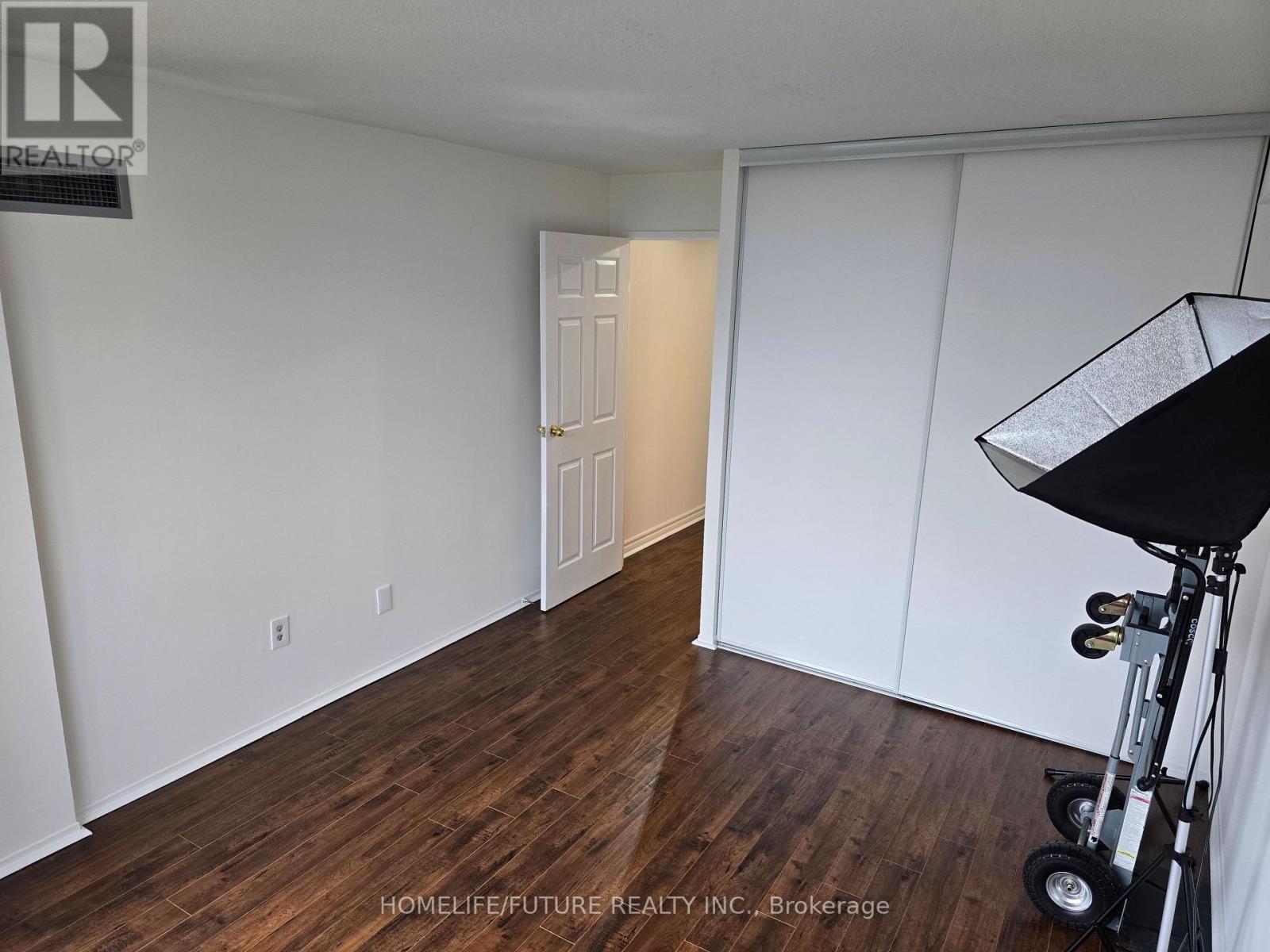 #1117 5 ROWNTREE ROAD - 13
