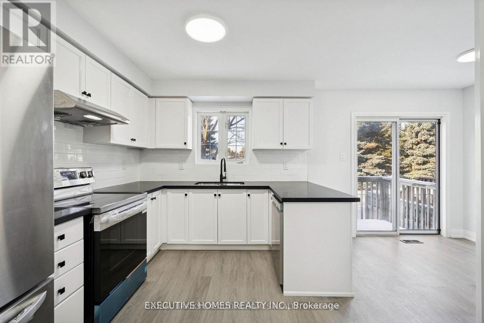 #60 2665 THOMAS STREET - 30
