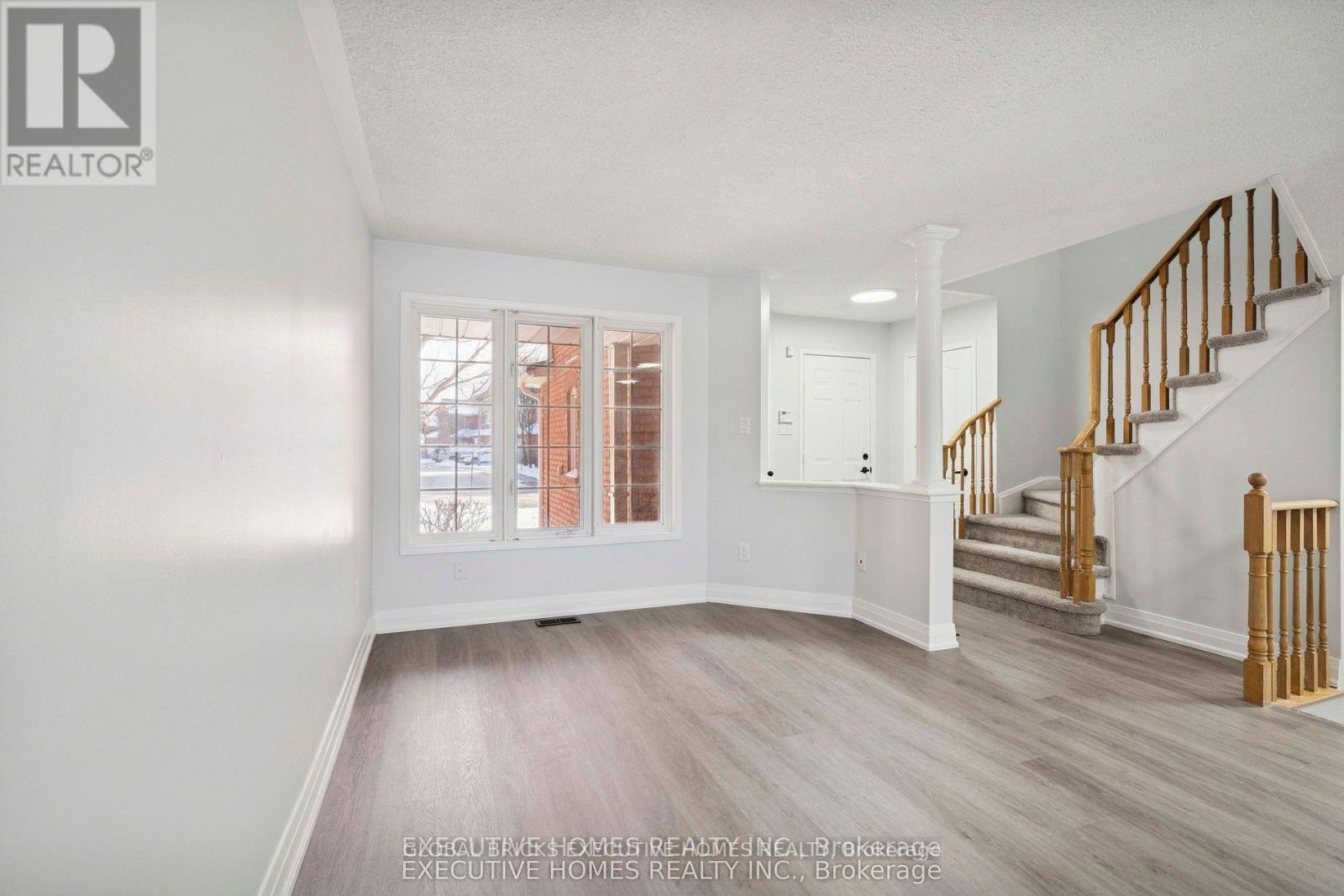 #60 2665 THOMAS STREET - 34