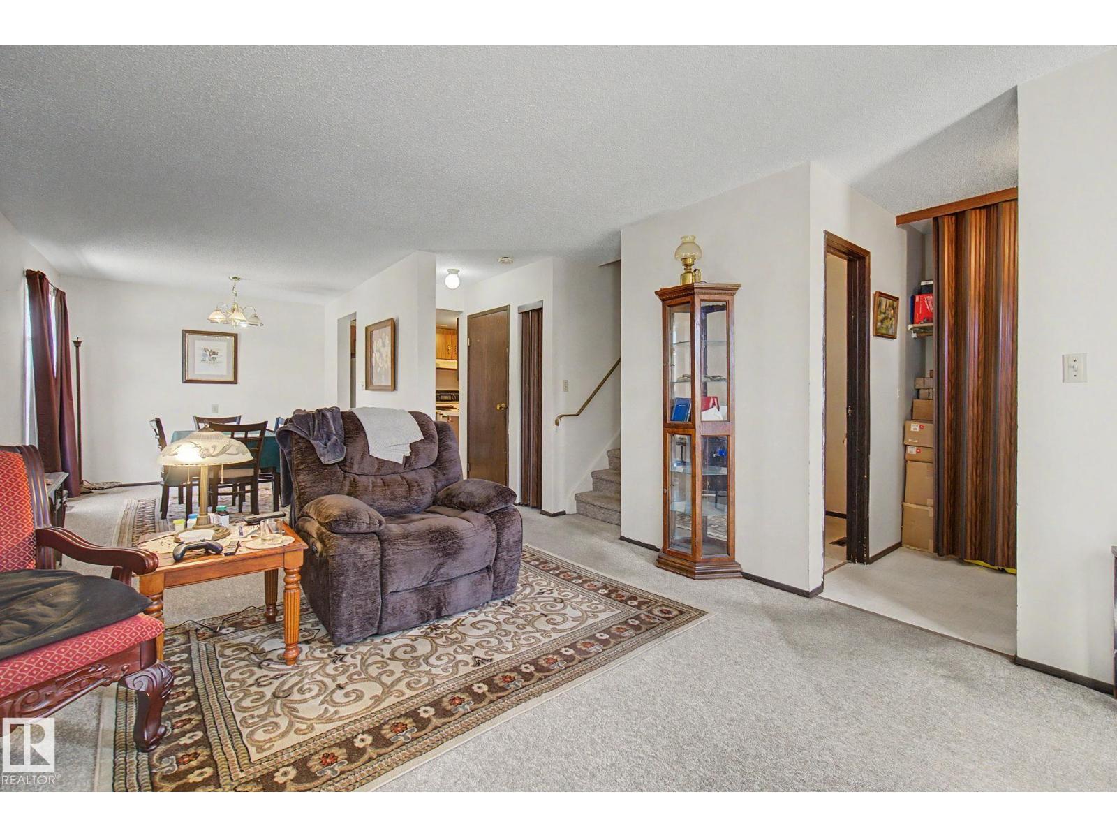 18409 66 AV NW - 10