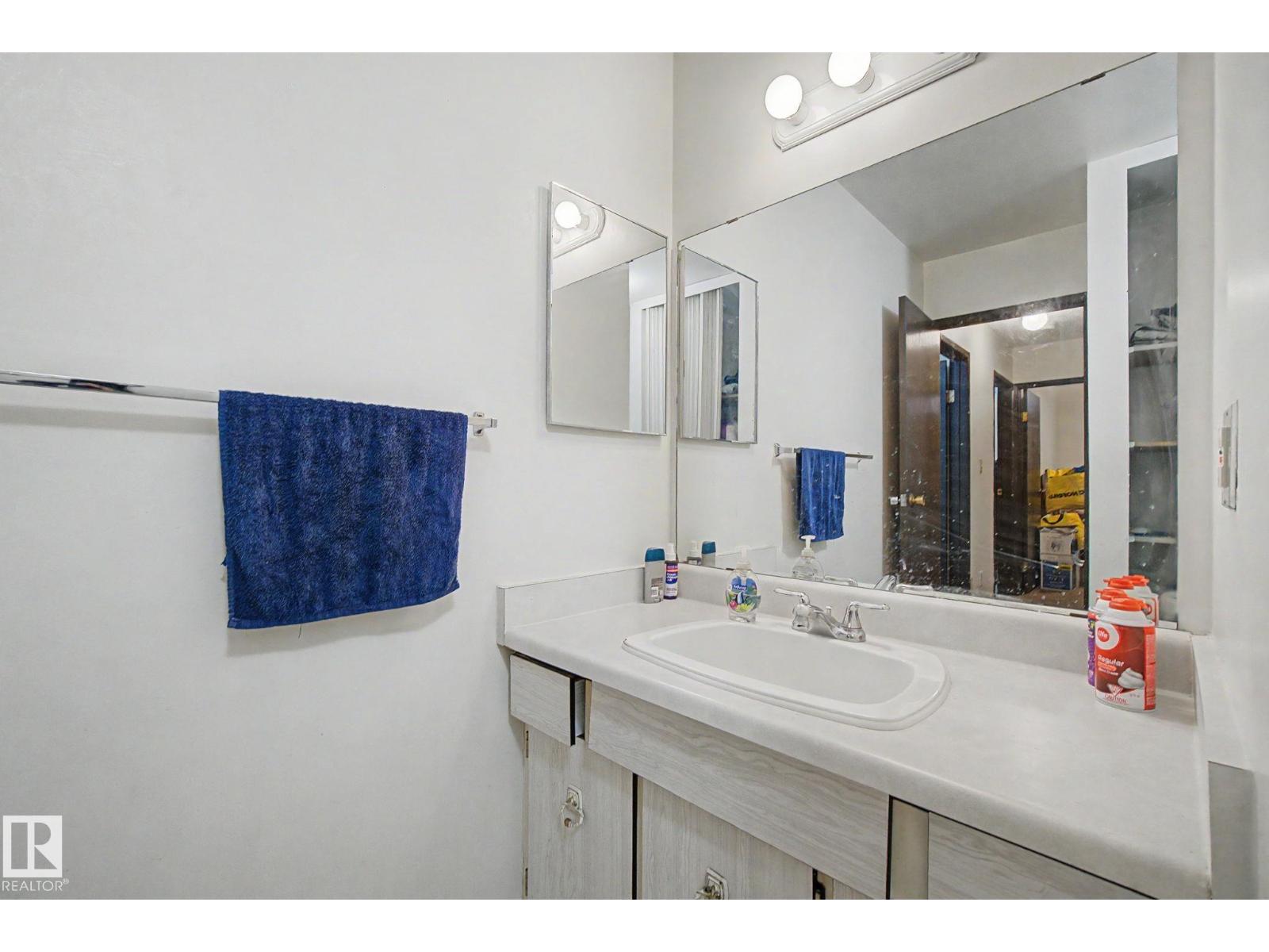 18409 66 AV NW - 29
