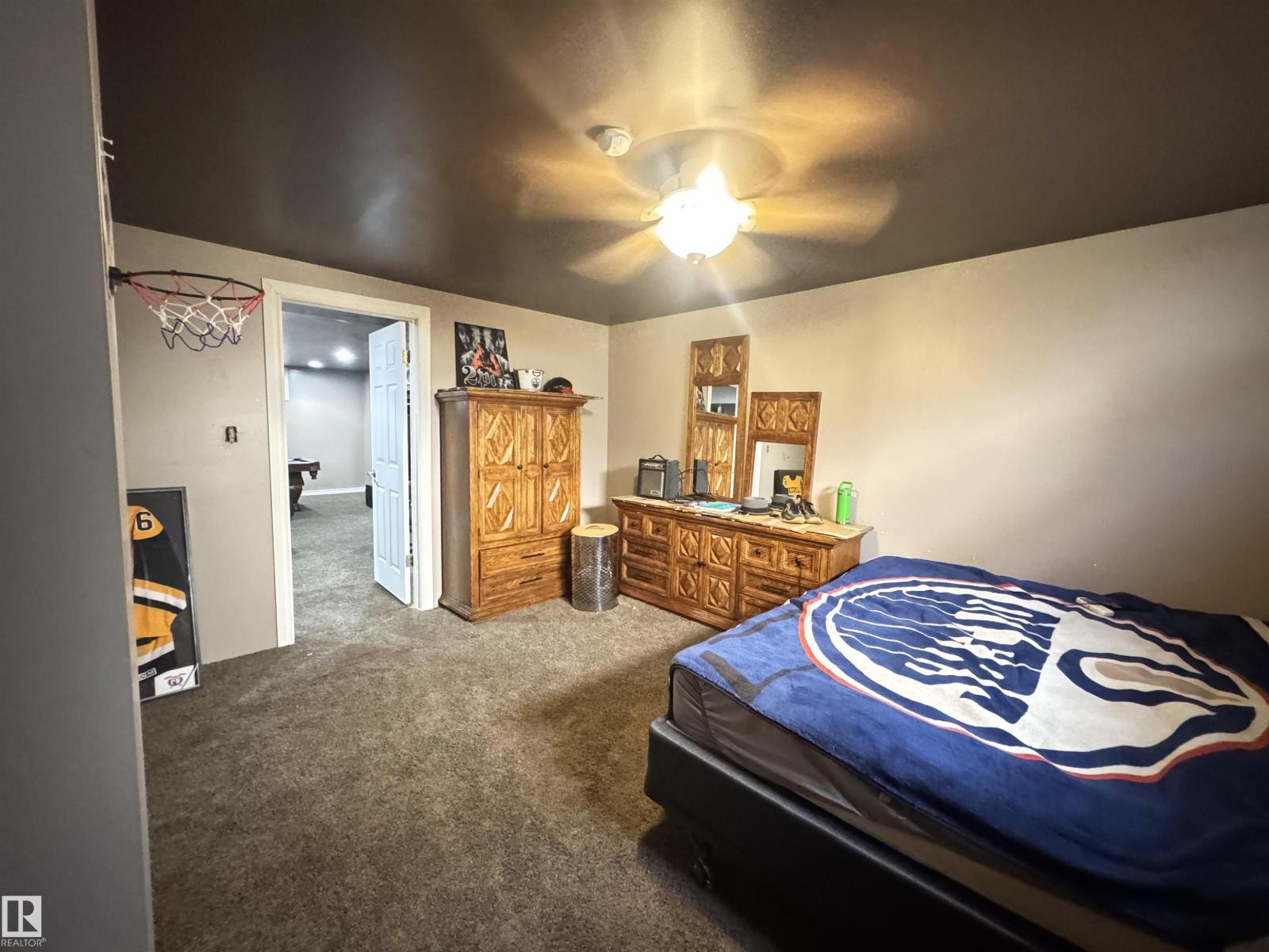 45 LAMBERT CR — photo 42