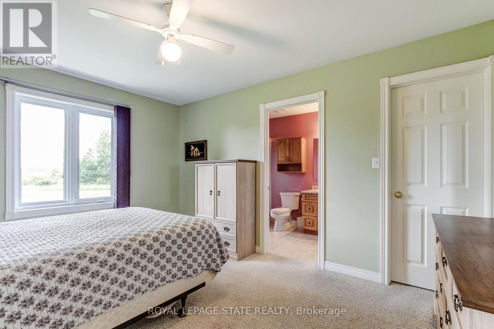25 BATES LANE - 19