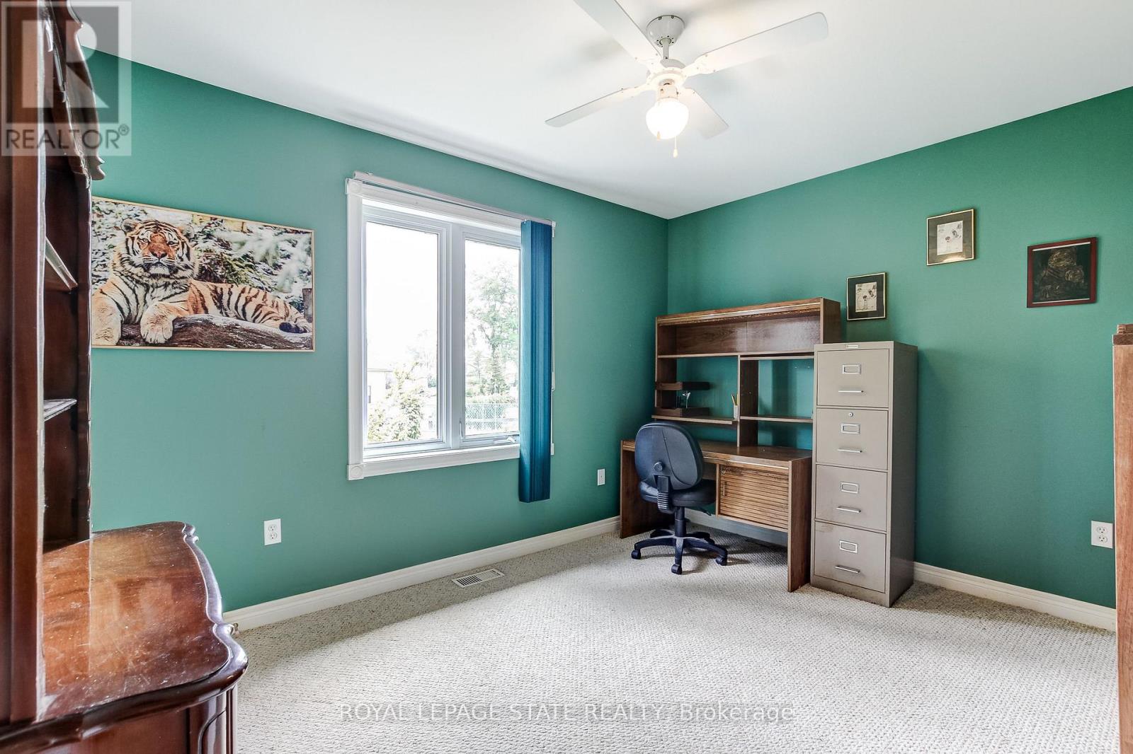 25 BATES LANE - 21