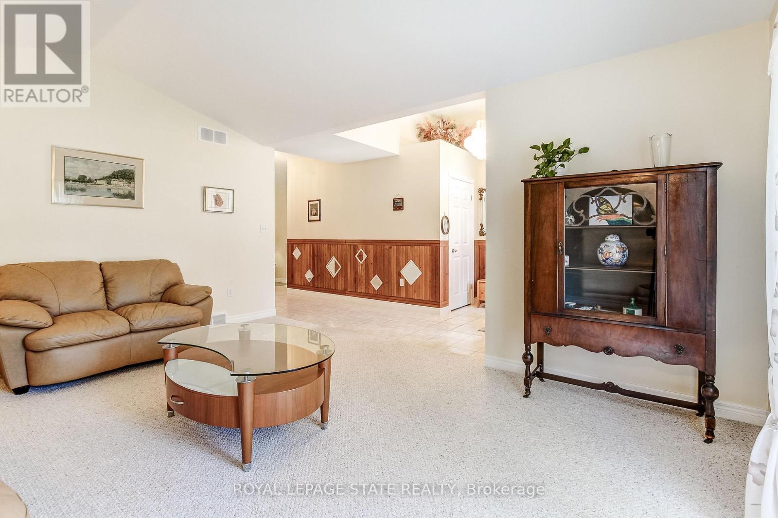 25 BATES LANE - 9