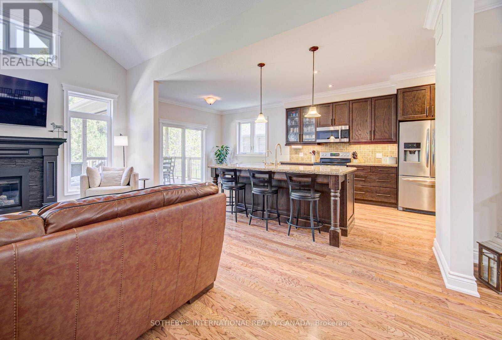 122 ANGLER AVENUE - 10