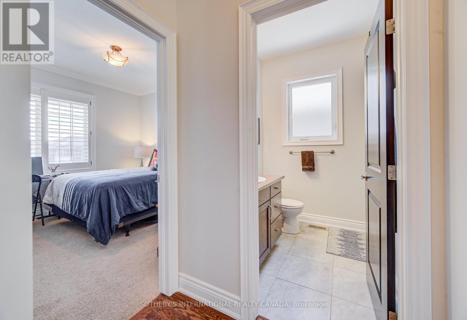 122 ANGLER AVENUE - 23