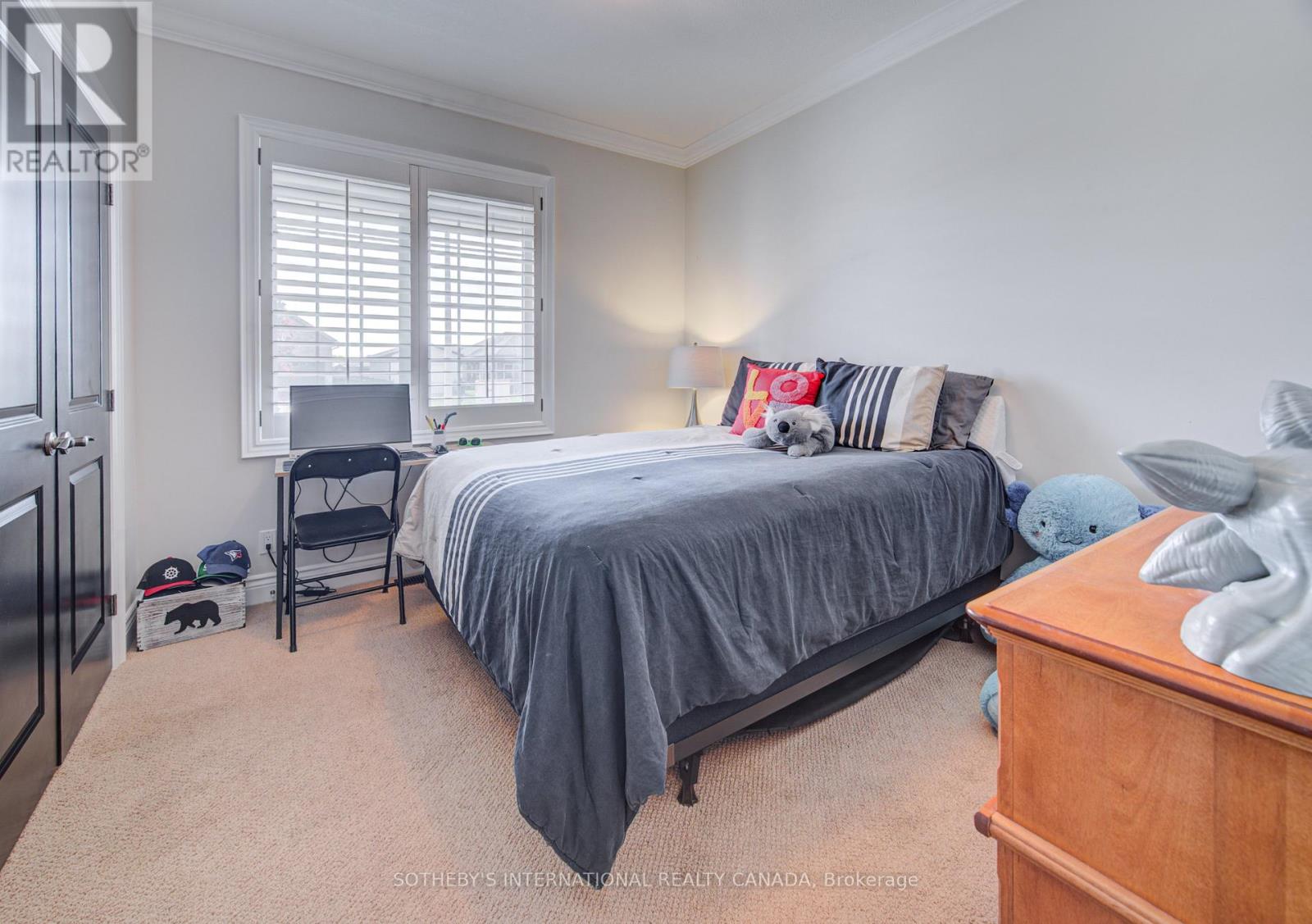 122 ANGLER AVENUE - 24