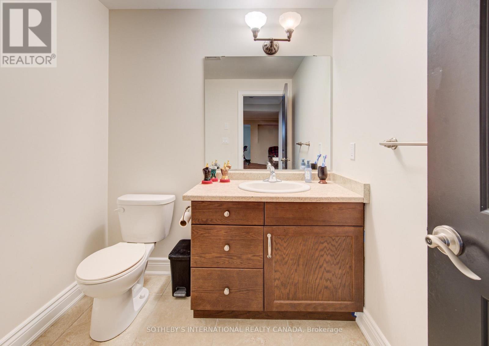122 ANGLER AVENUE - 32