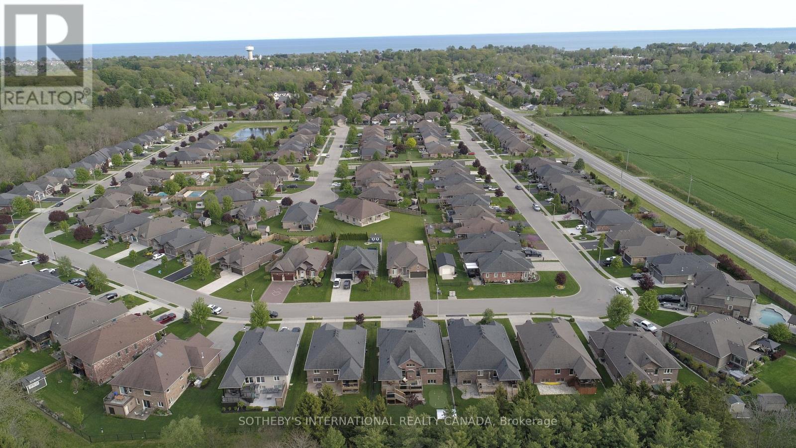 122 ANGLER AVENUE - 41