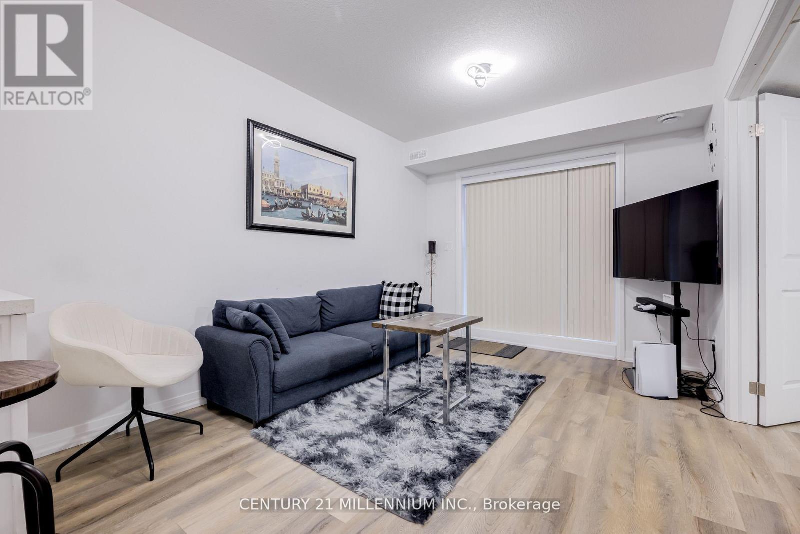 #102 6705 CROPP STREET E - 11