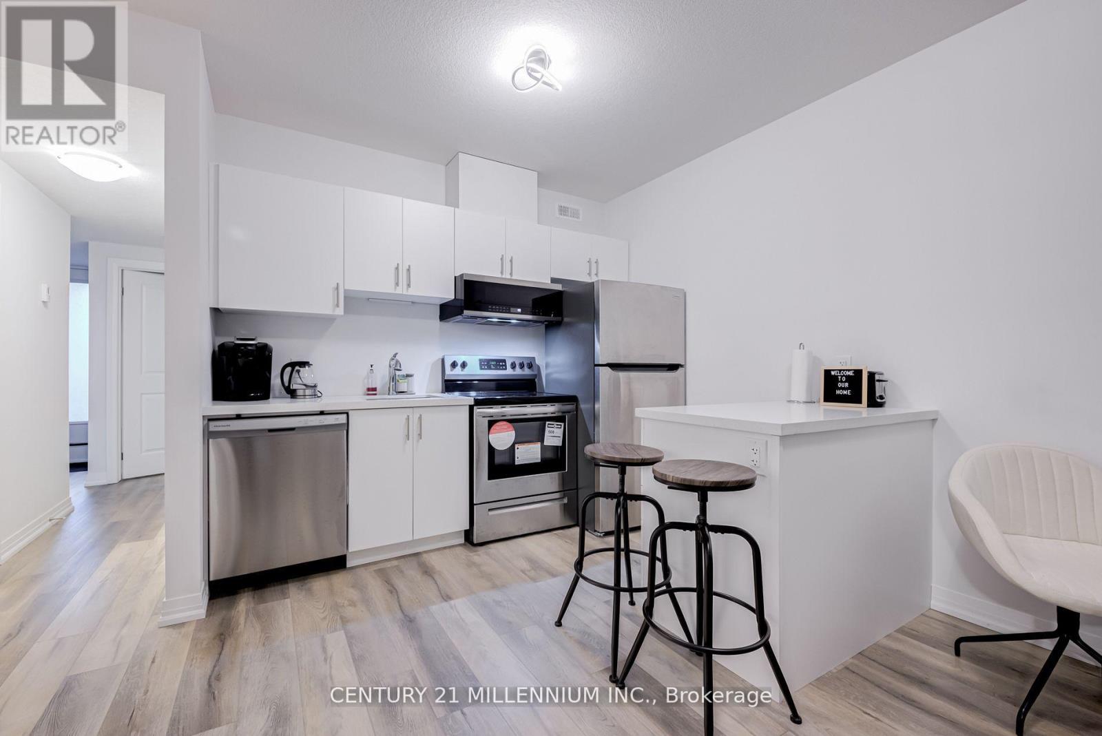 #102 6705 CROPP STREET E - 18
