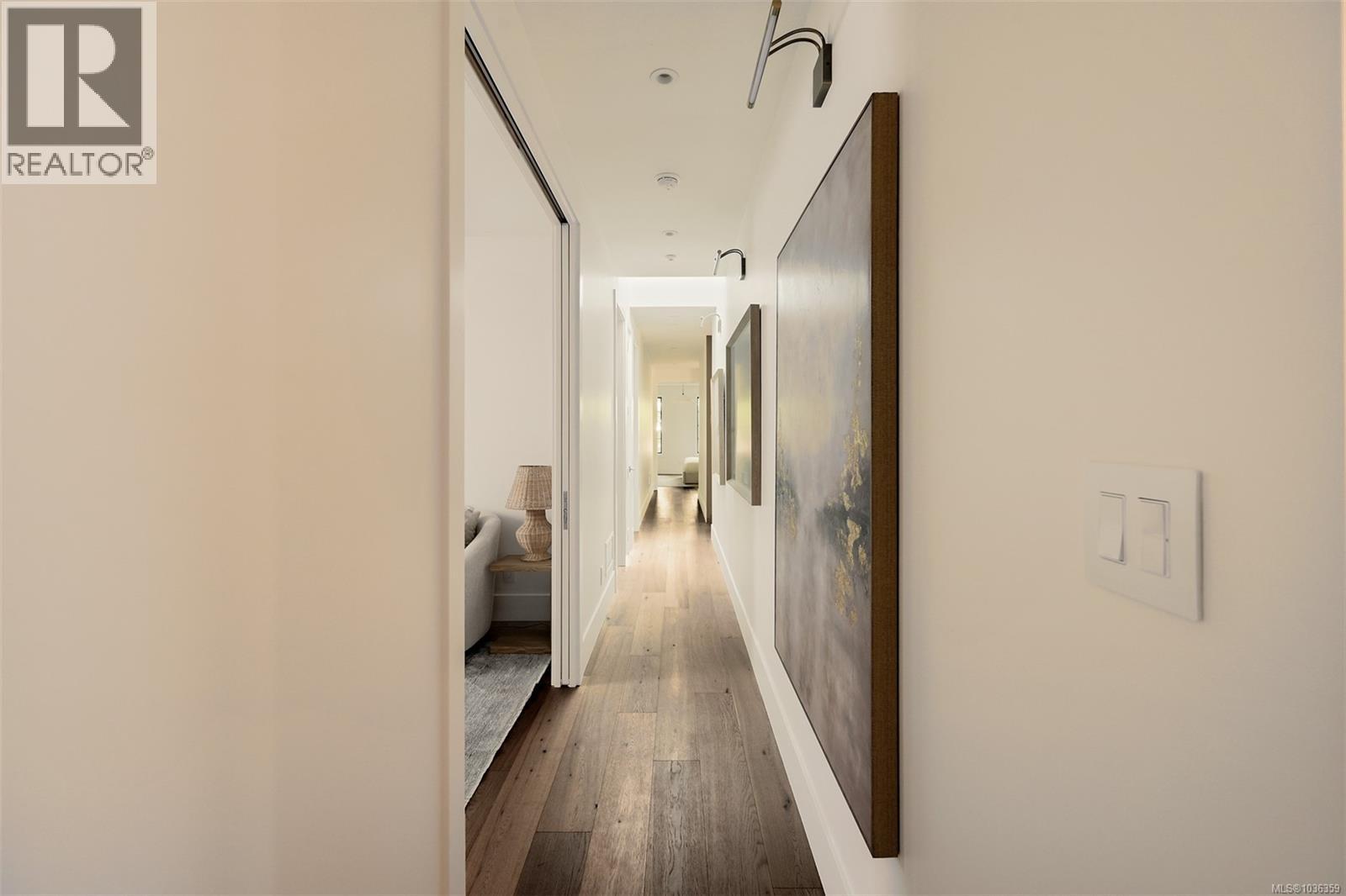 587 Oliver St - 39