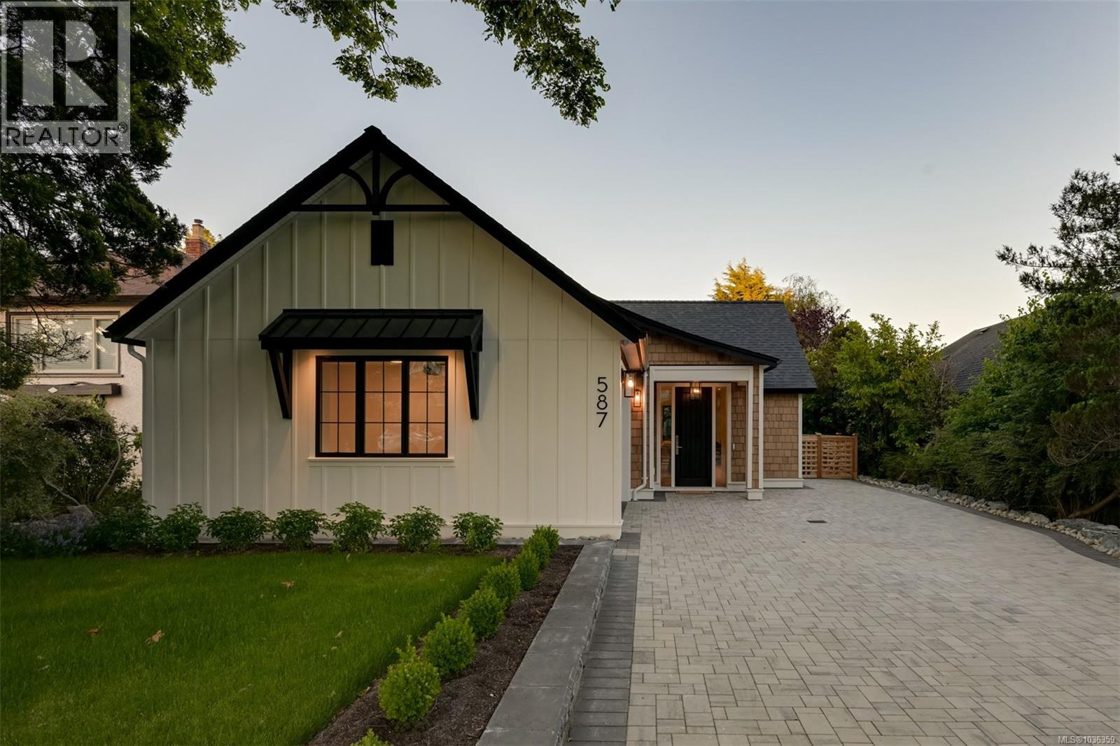 587 Oliver St - 60