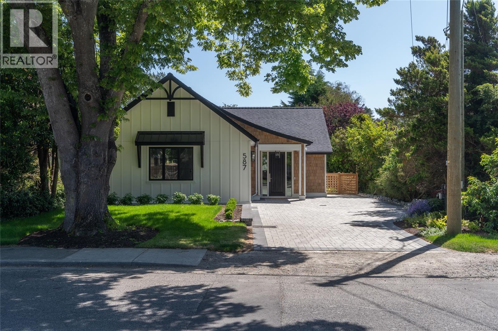 587 Oliver St - 62