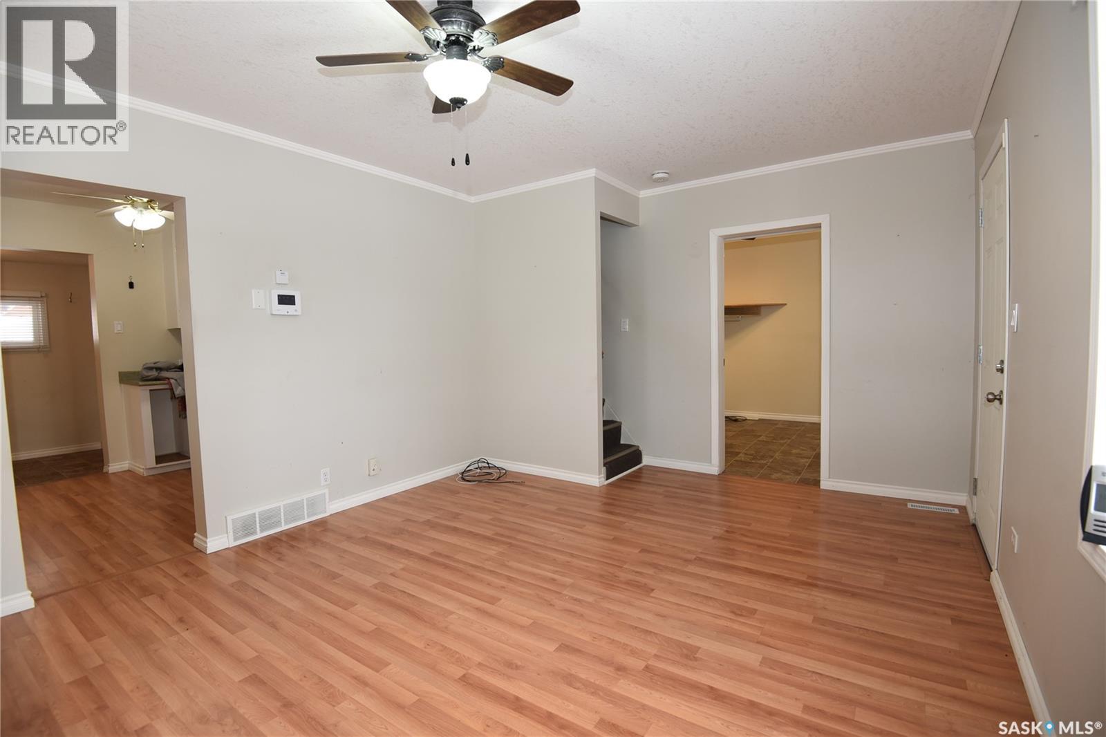 302 Main STREET - 4