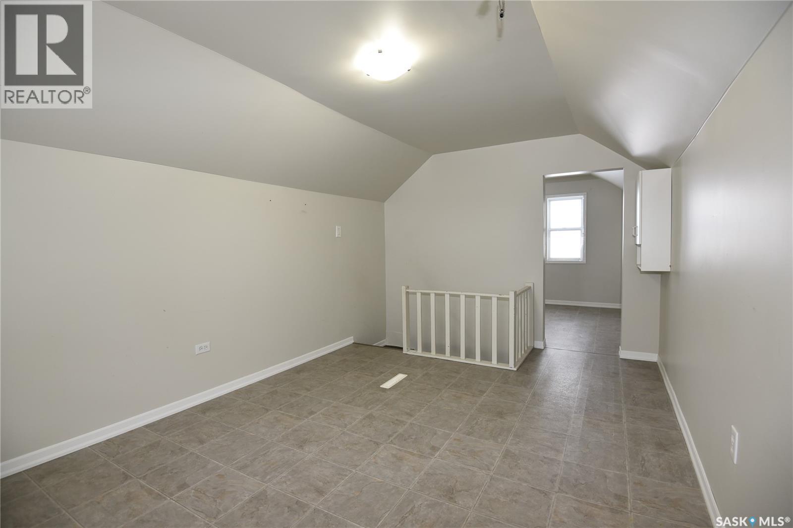 302 Main STREET - 18