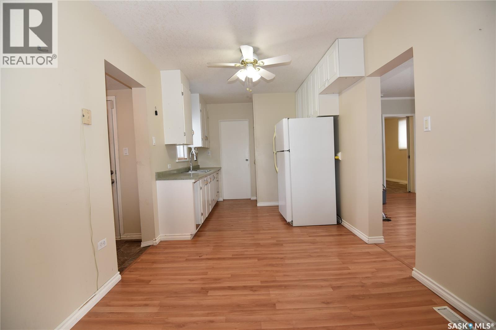 302 Main STREET - 5