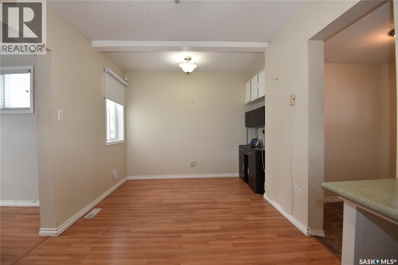 302 Main STREET - 8