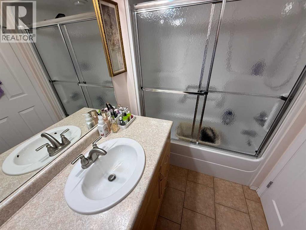 #404 228 Pembina Avenue - 12
