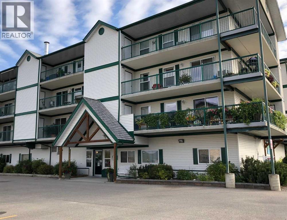 #404 228 Pembina Avenue - 1