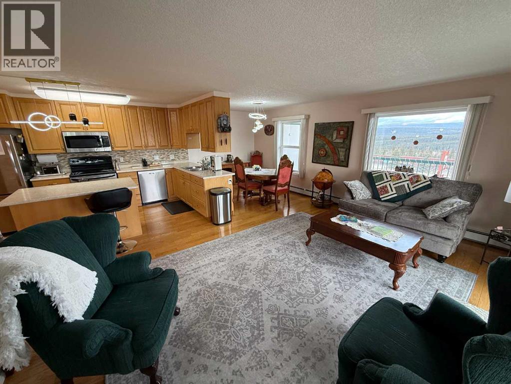 #404 228 Pembina Avenue - 7