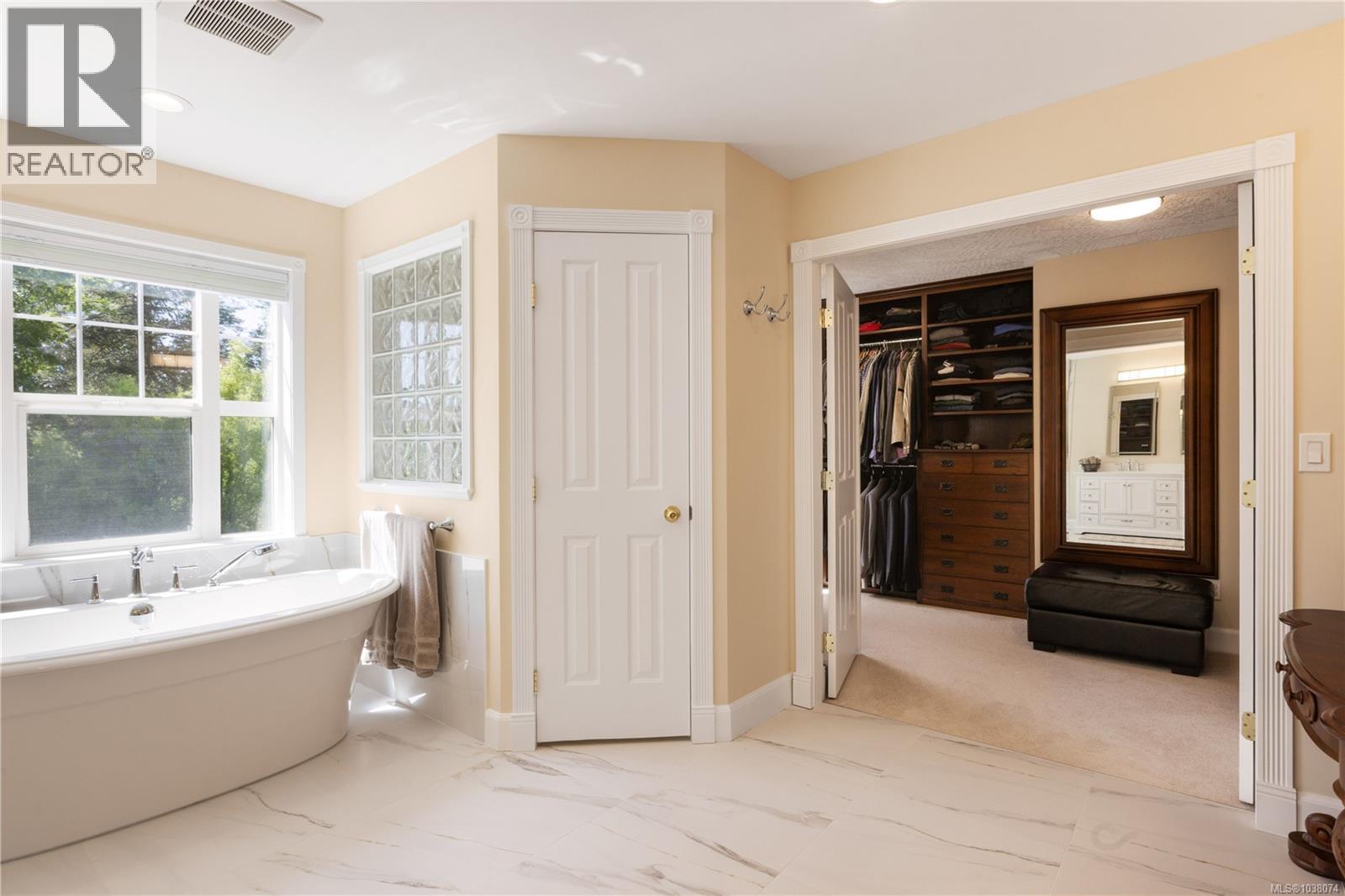 1188 Garden Gate Dr - 45
