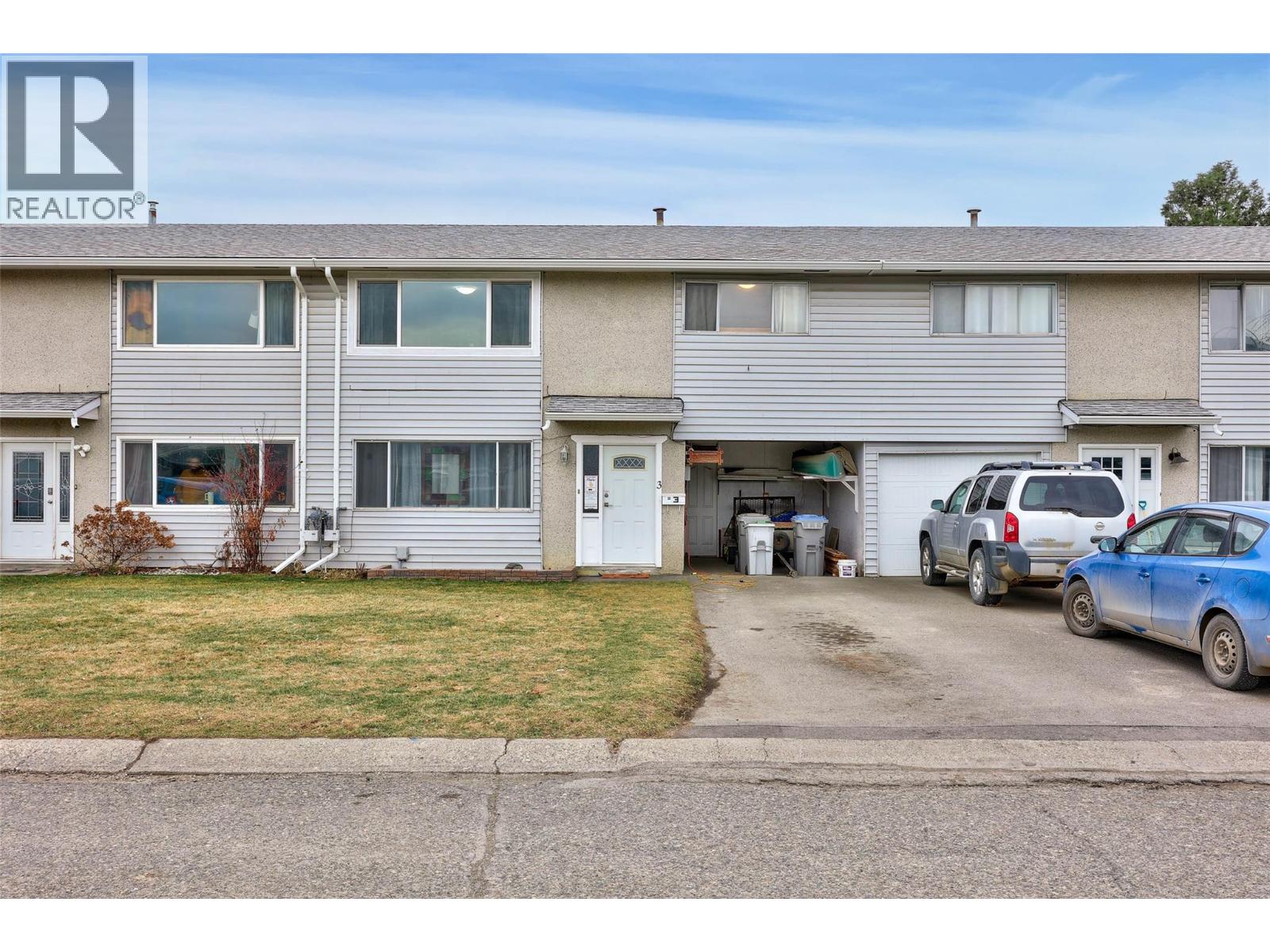 #3 800 Valhalla Drive - 1