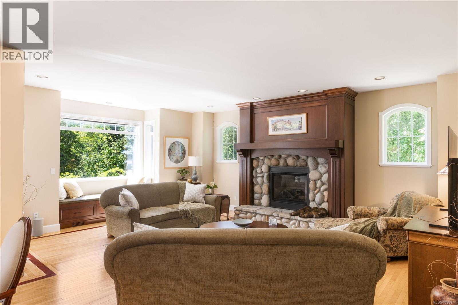 1188 Garden Gate Dr - 6