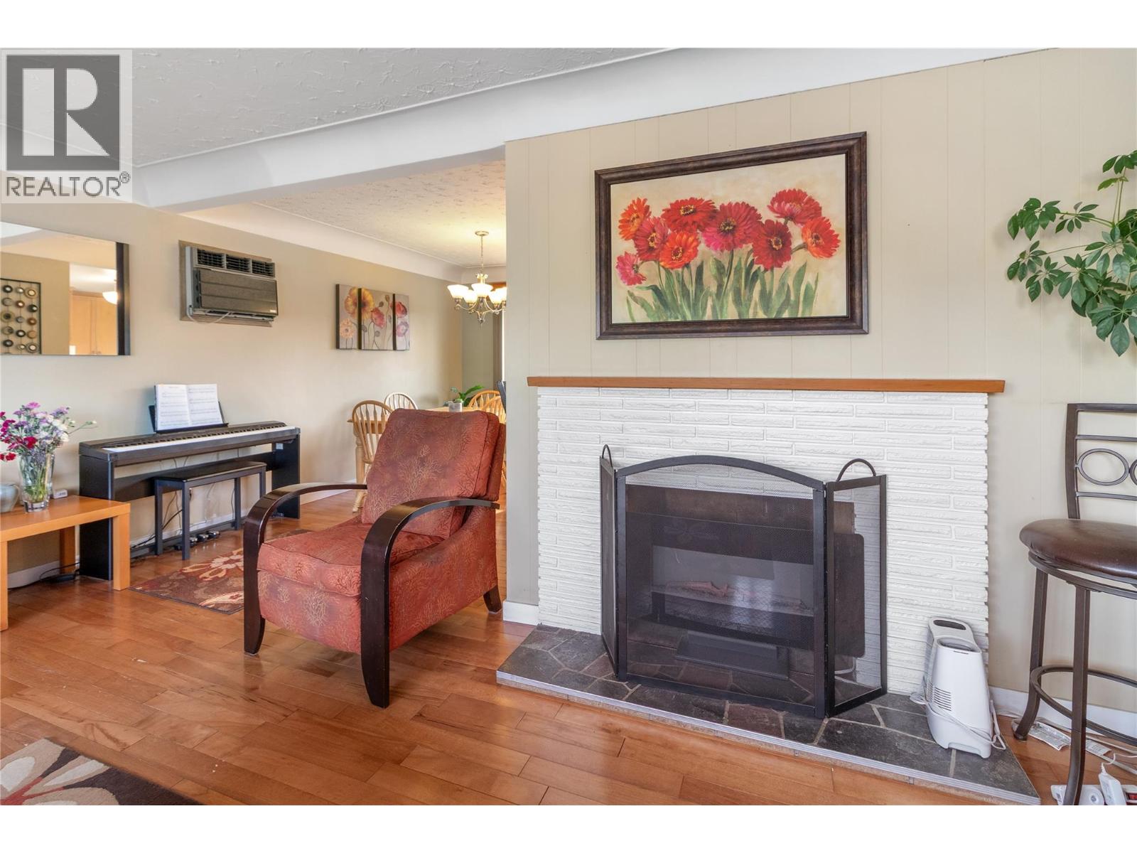 350 Fleming Road - 12