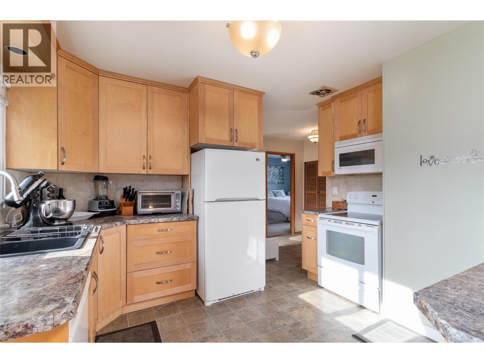 350 Fleming Road - 17
