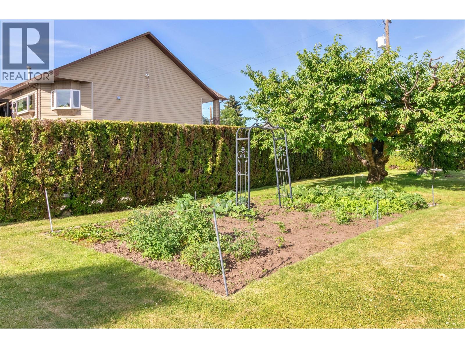 350 Fleming Road - 55