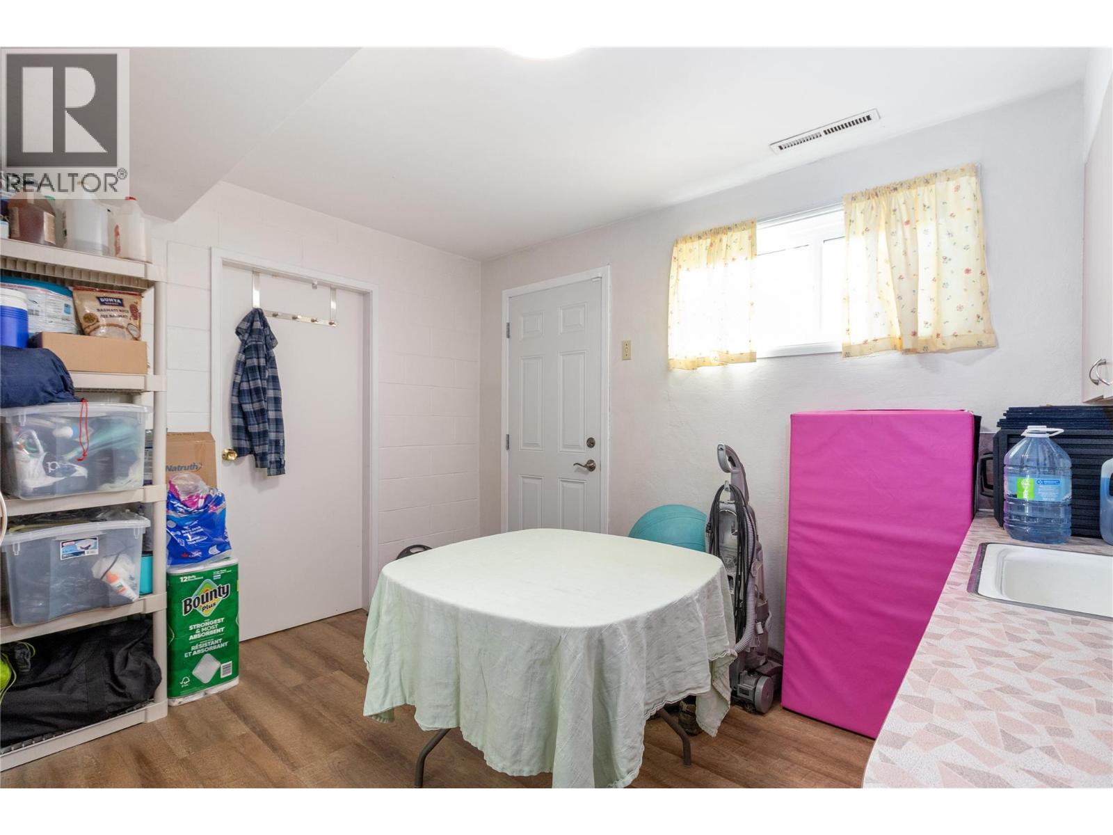 350 Fleming Road - 31