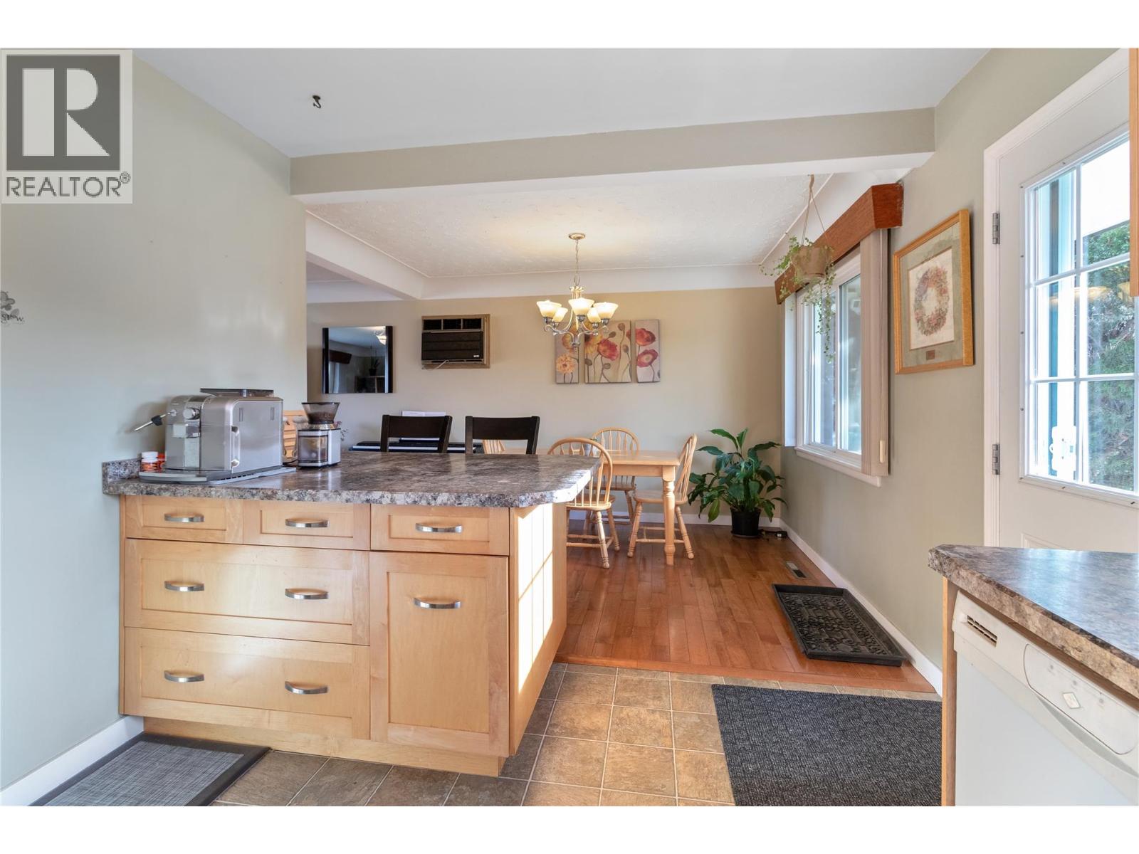 350 Fleming Road - 21