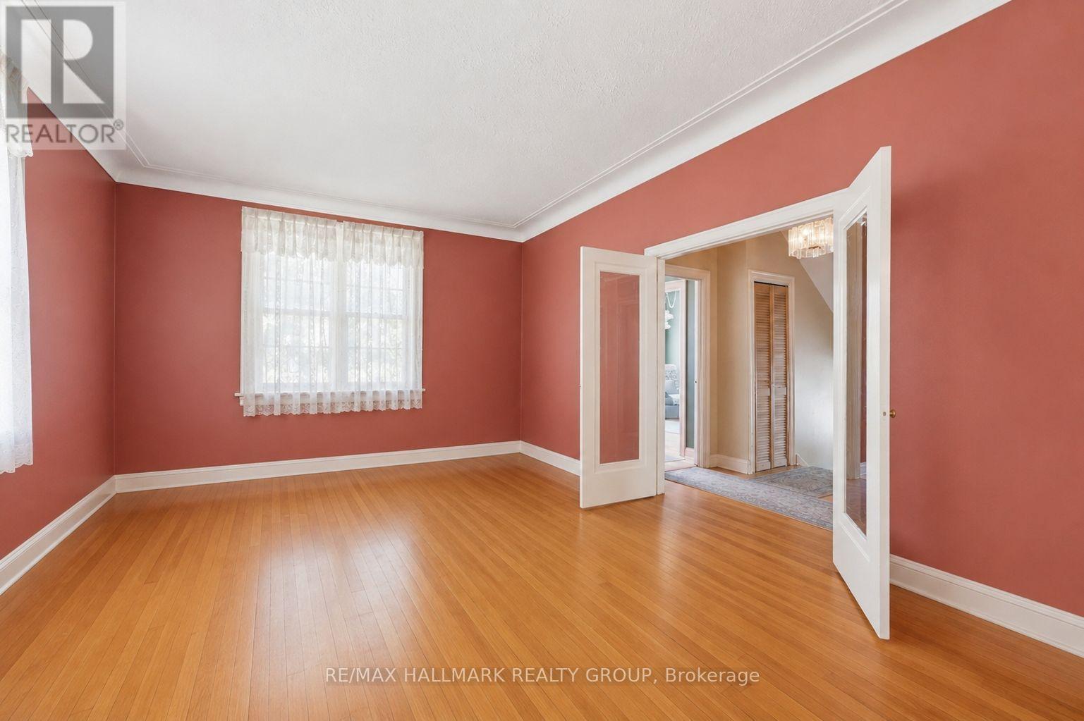 Land for Sale in Ottawa – 70 QUEEN MARY STREET, Ottawa – MLS# X13491502 - Image 18