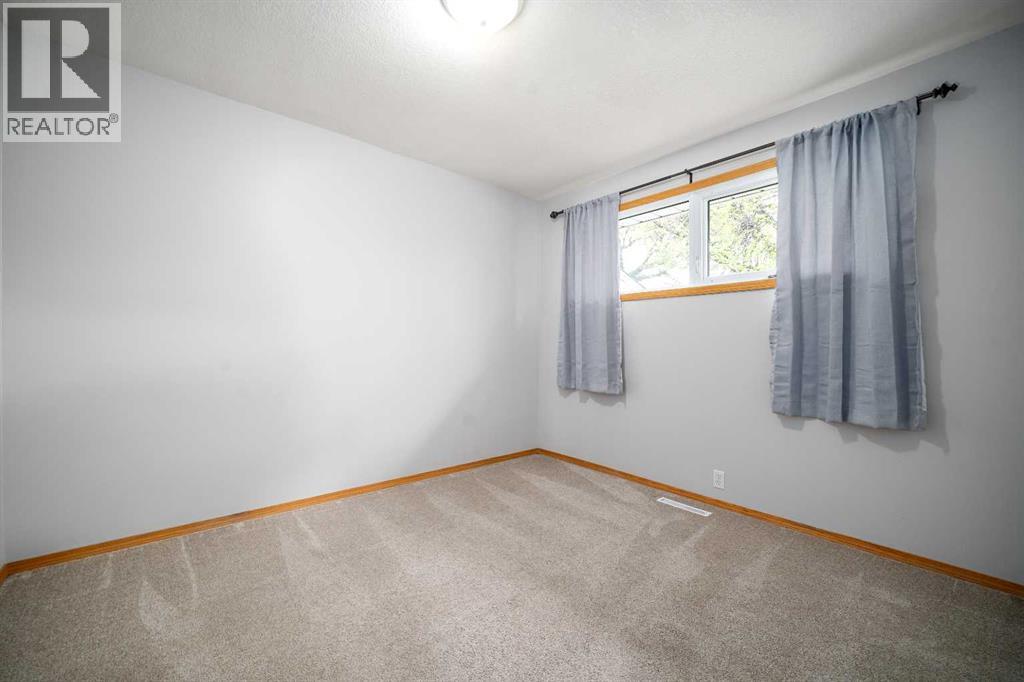 5716 53 Street - 4