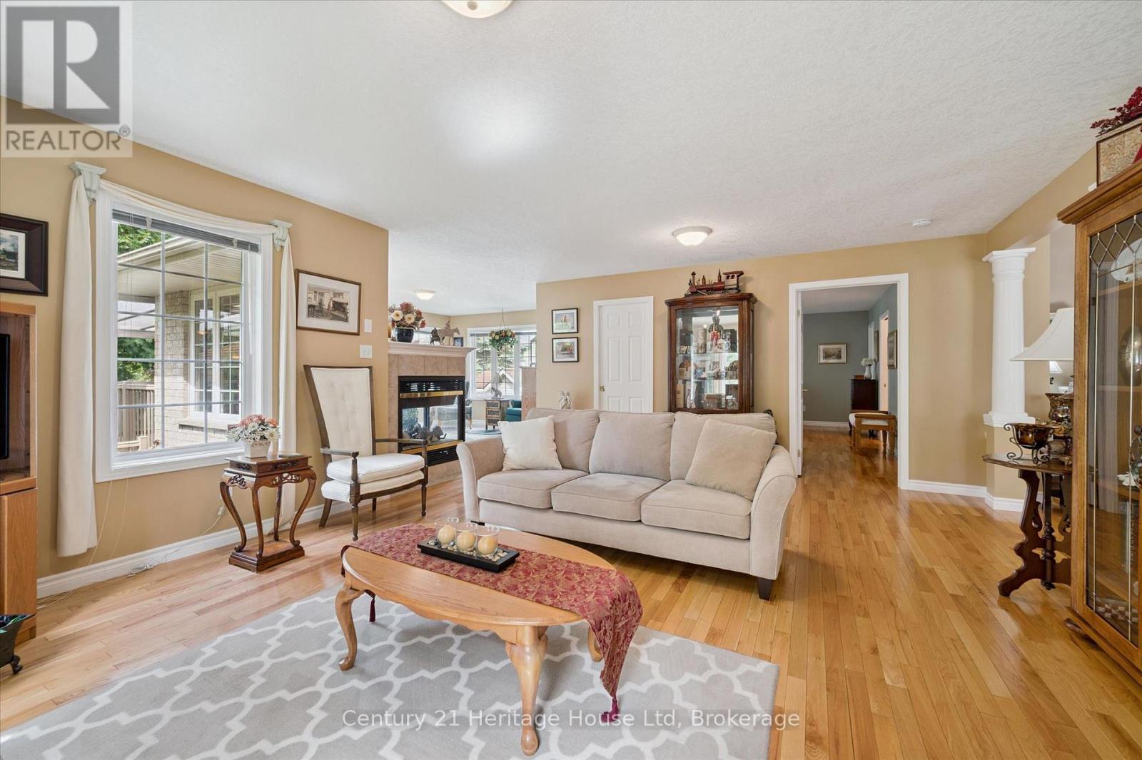 545 ATHOL STREET - 17